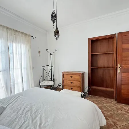 Nicolas アパート テギセ