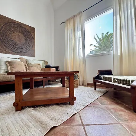 Nicolas * Teguise (Lanzarote)